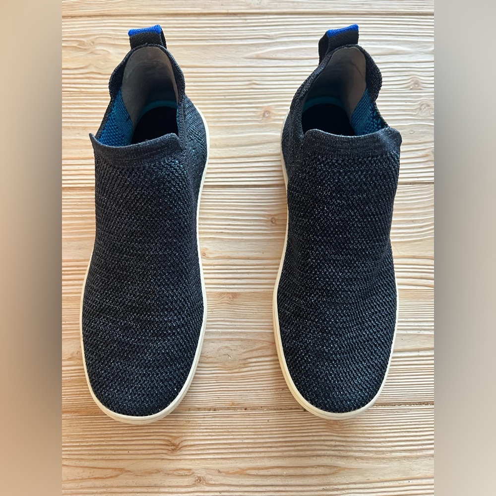 Rothy’s The Chelsea Slip-On Sneakers – Black w/ Blue Sparkle – Size 7.5